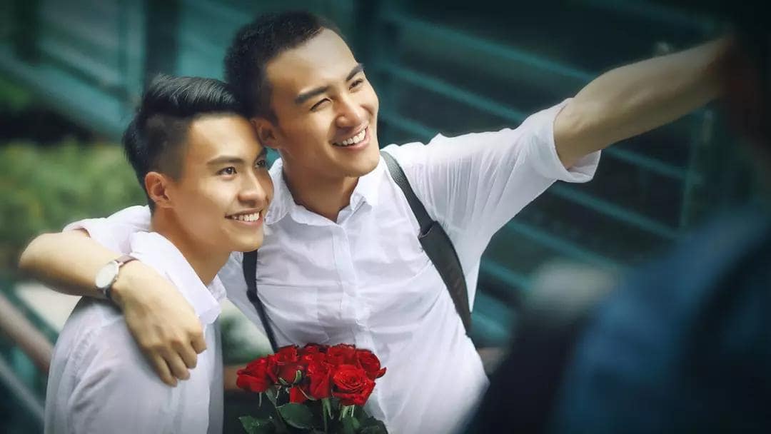 blued怎么知道两个号是一个人？